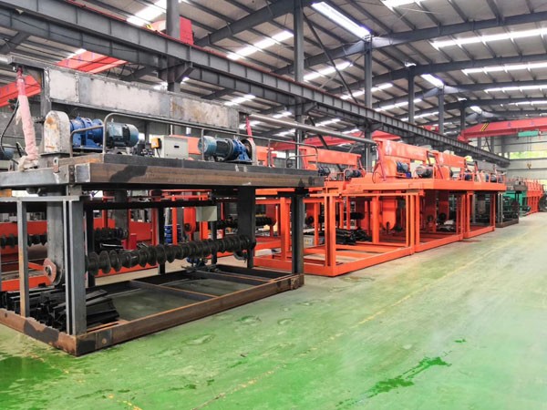 豬糞有機(jī)肥翻拋機(jī)多少錢一臺