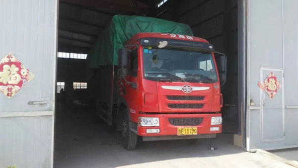 貴州發(fā)貨現(xiàn)場_有機肥成套設(shè)備運輸前準(zhǔn)備圖4