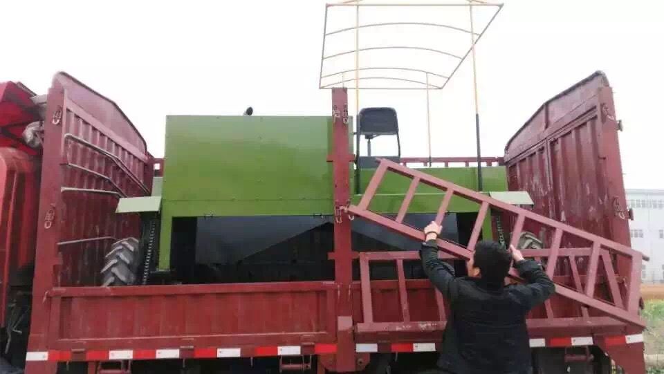 翻堆機裝車發(fā)貨現場圖2