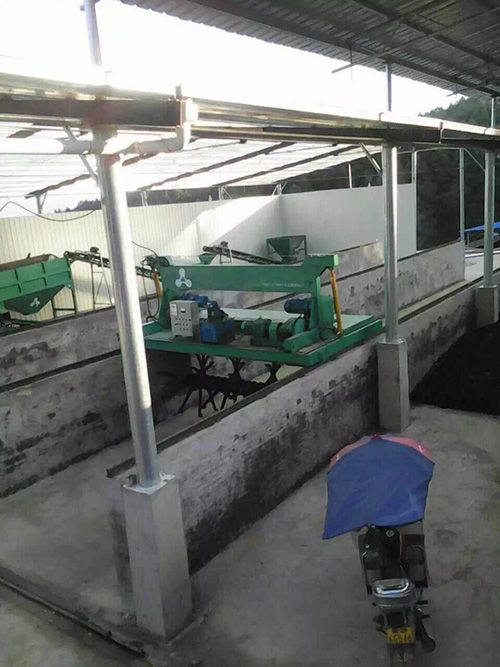 湖南客戶有機(jī)肥生產(chǎn)設(shè)備調(diào)試現(xiàn)場圖7