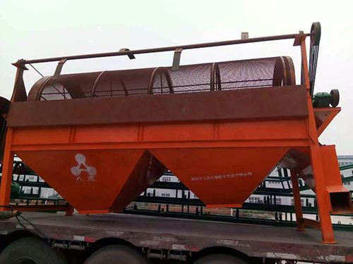 有機肥生產(chǎn)線裝車完畢圖1