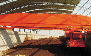 有機(jī)肥生產(chǎn)線-設(shè)備翻堆機(jī)廠家 有機(jī)肥生產(chǎn)線-設(shè)備翻堆機(jī)廠家