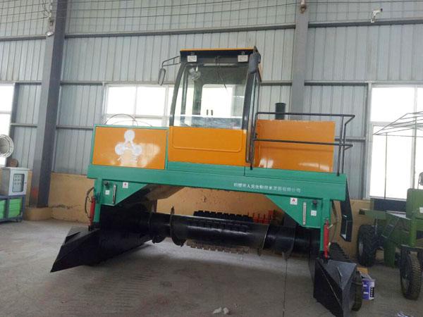 哪個(gè)廠家生產(chǎn)大型全液壓履行式翻堆機(jī)_大型號(hào)翻堆機(jī)需要多少錢 哪個(gè)廠家生產(chǎn)大型全液壓履行式翻堆機(jī)_大型號(hào)翻堆機(jī)需要多少錢