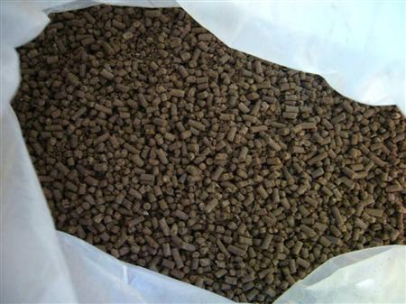 雞糞有機(jī)肥多少錢一噸？