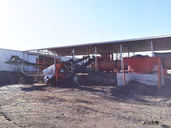 配置一套小型牛糞有機肥生產(chǎn)線需要多少錢？