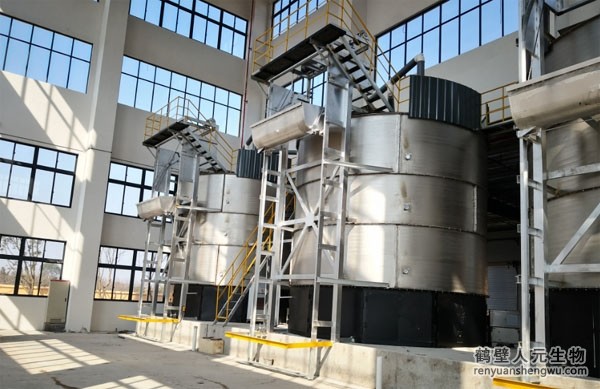 用什么樣的有機肥設備制造有機肥才能符合前景