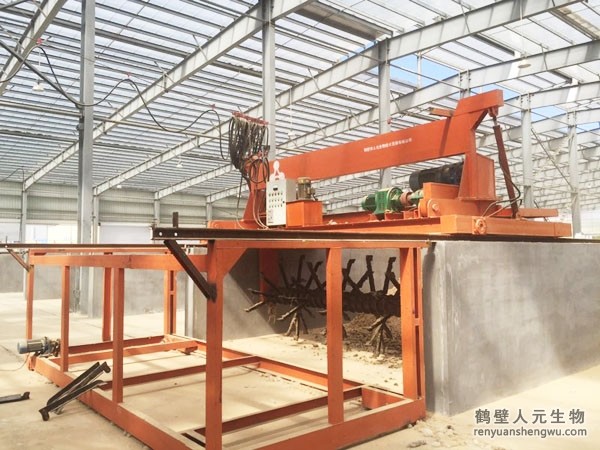 有機(jī)肥槽式翻拋機(jī)的特點及注意事項